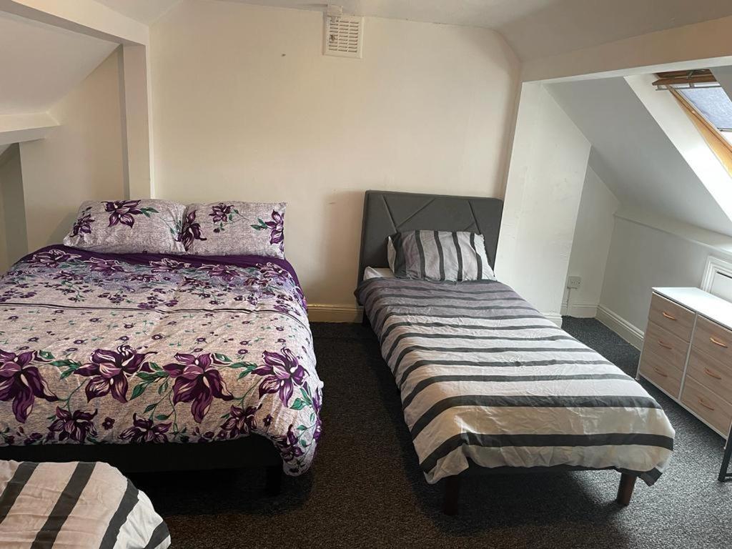 One Room To Stay With Fantastic Host Лондон Екстериор снимка